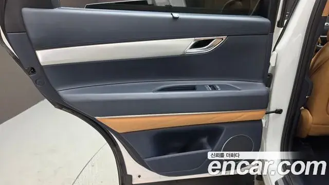 Genesis GV80 2022 — ფოტო 7/36