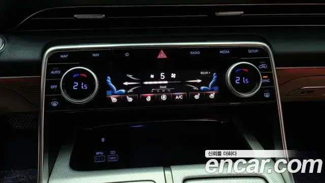 Genesis GV80 2022 — ფოტო 8/36