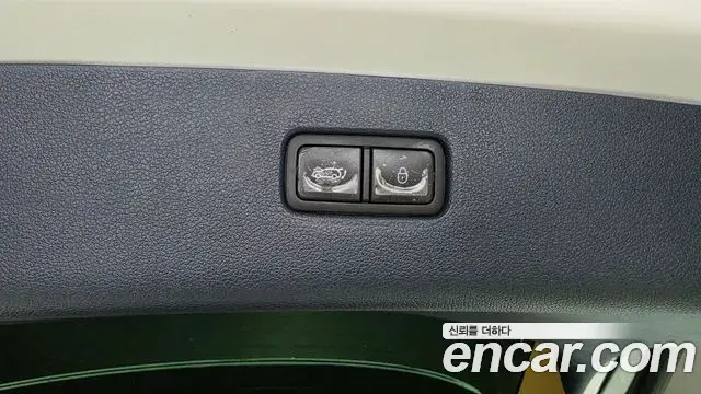 Genesis GV80 2022 — ფოტო 34/36