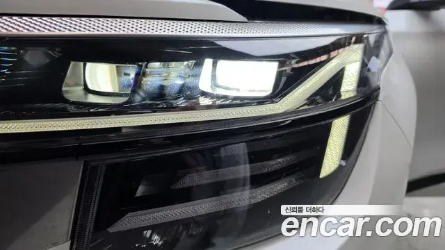 Kia Seltos 2022 — Şəkil 23/38