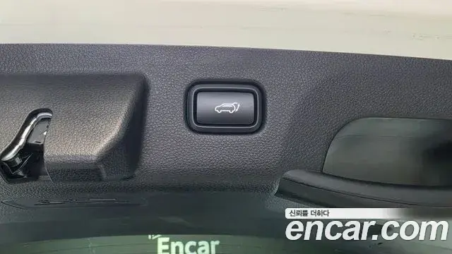 Kia Seltos 2022 — Şəkil 28/38