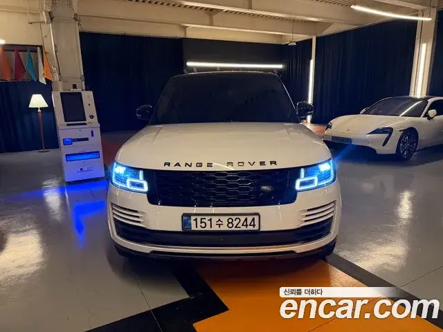 Land Rover Range Rover 2018 — Фото 4/17