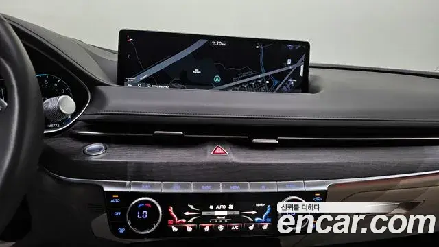Genesis Electrified G80 2021 — ფოტო 14/20