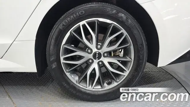 Kia K5 2022 — Photo 4/30
