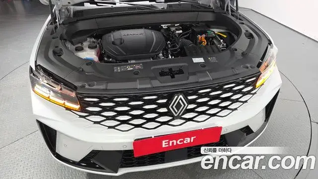 Renault Samsung Grand Koleos 2025 — Photo 13/37