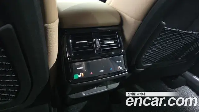 Renault Samsung Grand Koleos 2025 — Photo 20/37