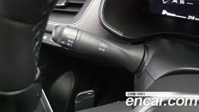 Renault Samsung Arkana 2025 — Şəkil 21/31