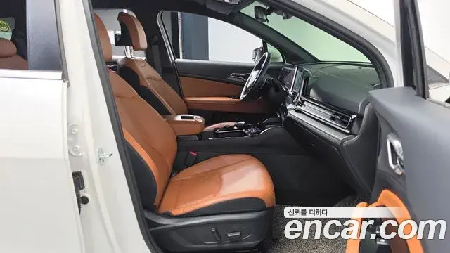 Kia Sportage 2021 — Фото 11/20