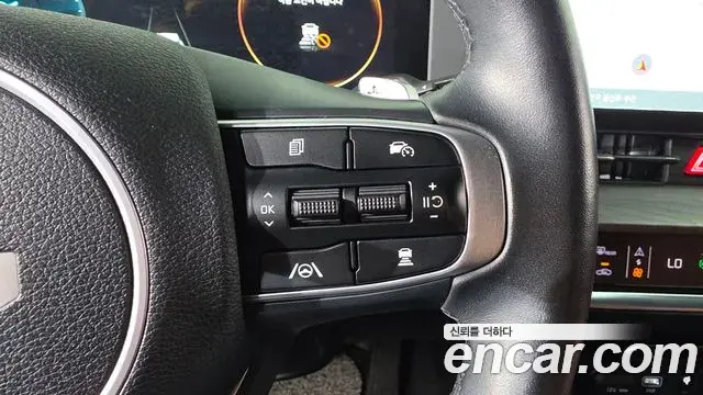 Kia Sportage 2021 — Фото 17/20