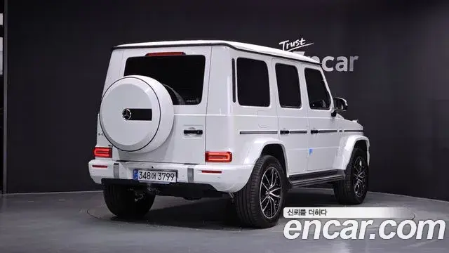 Mercedes-Benz G-Class 2025 — Фото 2/20