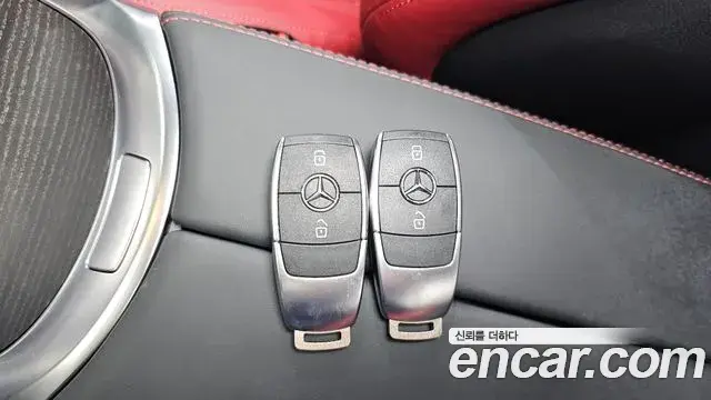 Mercedes-Benz G-Class 2025 — Şəkil 10/36