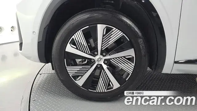 Renault Samsung Grand Koleos 2025 — Şəkil 30/32
