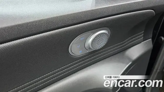 Hyundai Avante 2020 — Photo 19/20