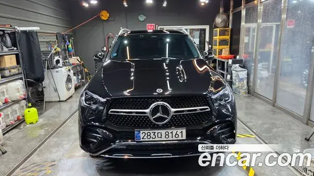 Mercedes-Benz GLE-Class 2025 — Фото 8/13