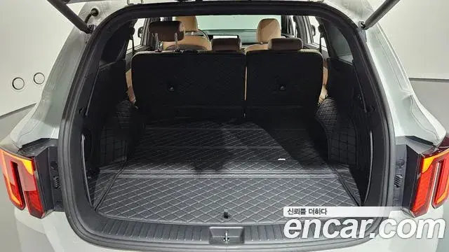 Kia Sorento 2025 — Фото 19/20