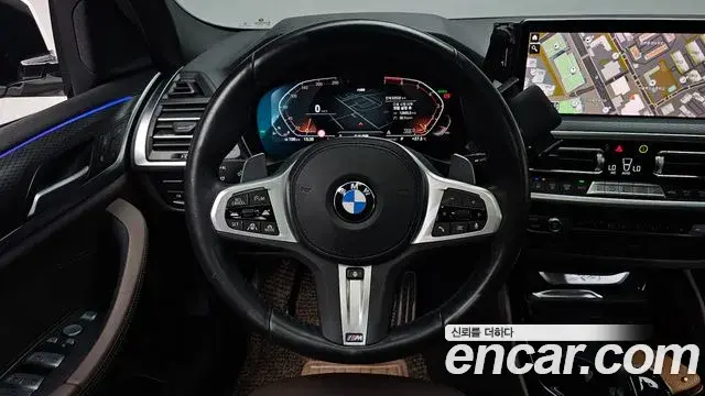 BMW X4 2022 — Photo 13/20