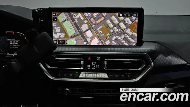 BMW X4 2022 — Photo 14/20