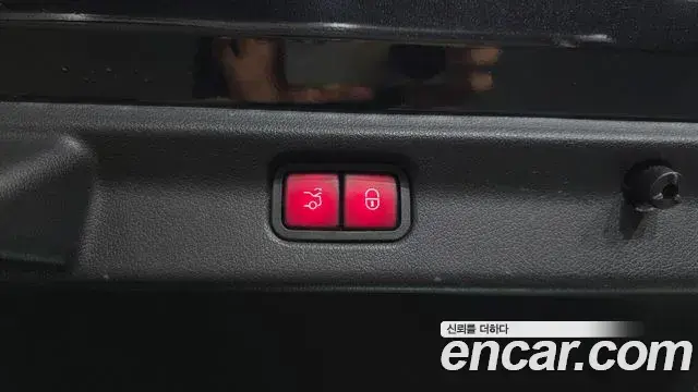 Mercedes-Benz EQE 2023 — Photo 5/30