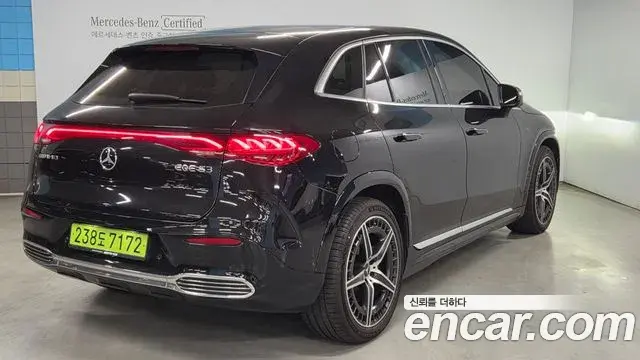 Mercedes-Benz EQE SUV 2024 — Şəkil 8/20