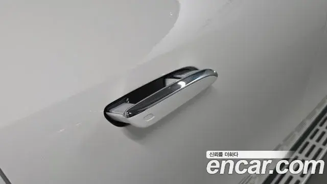 Mercedes-Benz EQE SUV 2024 — Şəkil 11/20