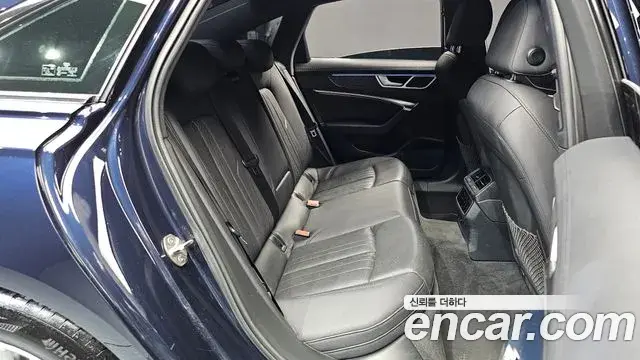 Audi A6 2020 — Фото 12/20