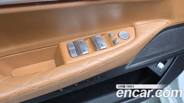 BMW 7 Series 2020 — Фото 14/20