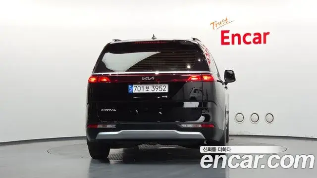 Kia Carnival 2022 — Фото 3/20
