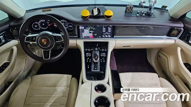 Porsche Panamera 2018 — Фото 7/20