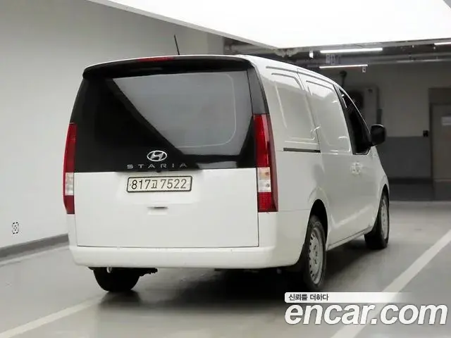Hyundai Staria 2022 — Photo 3/20
