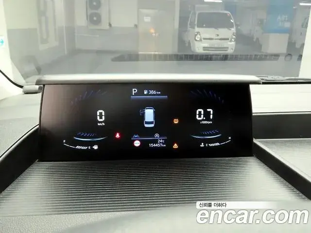 Hyundai Staria 2022 — Photo 10/20