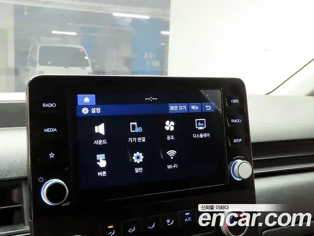 Hyundai Staria 2022 — Photo 8/20