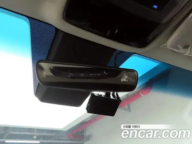 Hyundai Staria 2022 — Photo 15/20