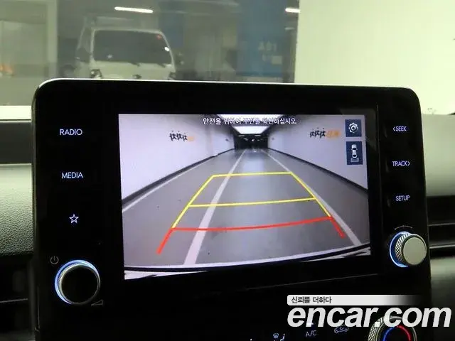 Hyundai Staria 2022 — Photo 16/20