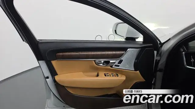 Volvo S90 2022 — ფოტო 3/38