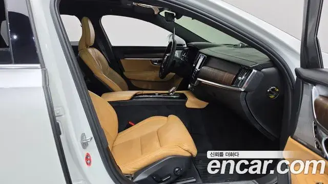 Volvo S90 2022 — ფოტო 13/38