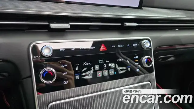 Genesis GV80 Coupe 2024 — Şəkil 24/34