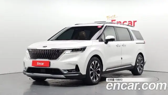 Kia Carnival 2020 — Фото 1/20