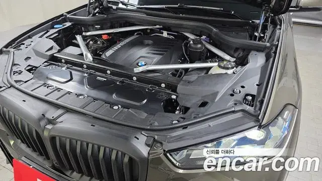 BMW X5 2025 — Photo 6/20