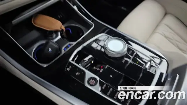 BMW X5 2025 — Photo 9/20