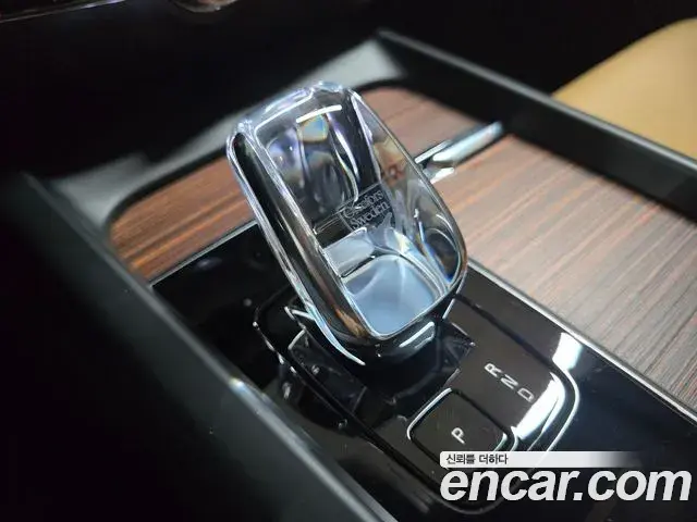 Volvo V60 Cross Country 2026 — ფოტო 10/18