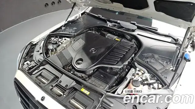 Mercedes-Benz S-Class 2023 — Фото 6/20