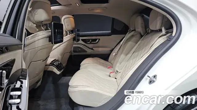 Mercedes-Benz S-Class 2023 — Фото 12/20