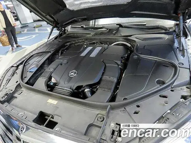 Mercedes-Benz S-Class 2018 — Фото 18/20