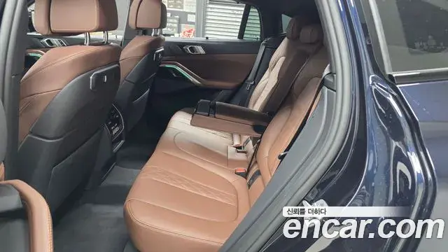 BMW X6 2025 — Photo 12/20