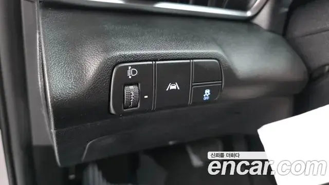 Hyundai Avante 2020 — Фото 12/20