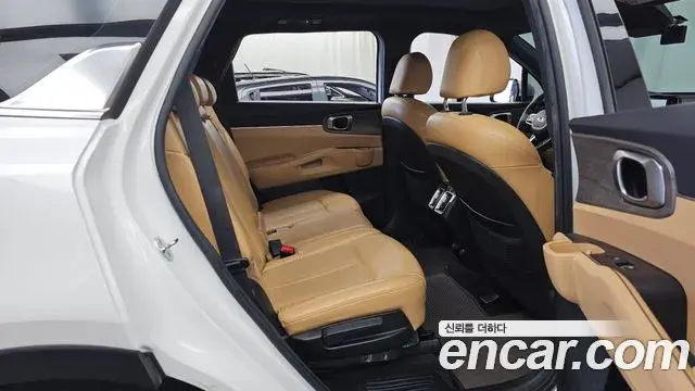 Kia Sorento 2021 — Фото 12/20