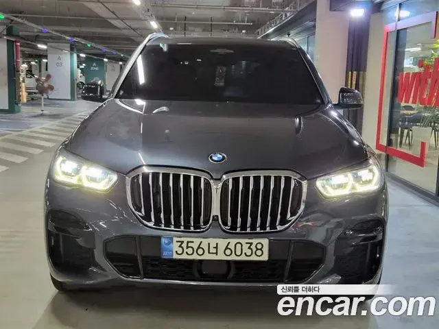 BMW X5 2021 — Фото 2/20