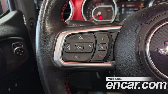 Jeep Wrangler 2022 — Фото 17/20