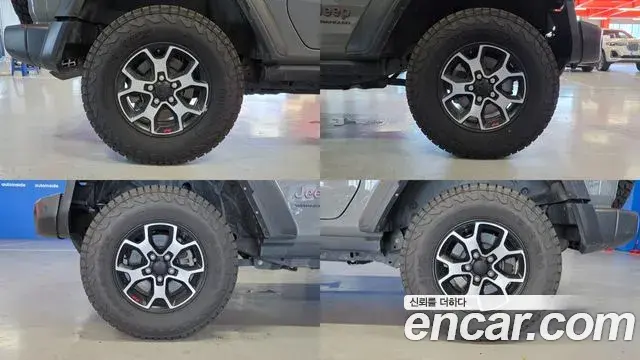 Jeep Wrangler 2022 — Фото 19/20