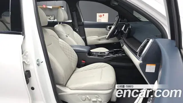 Kia Sorento 2024 — Фото 11/20